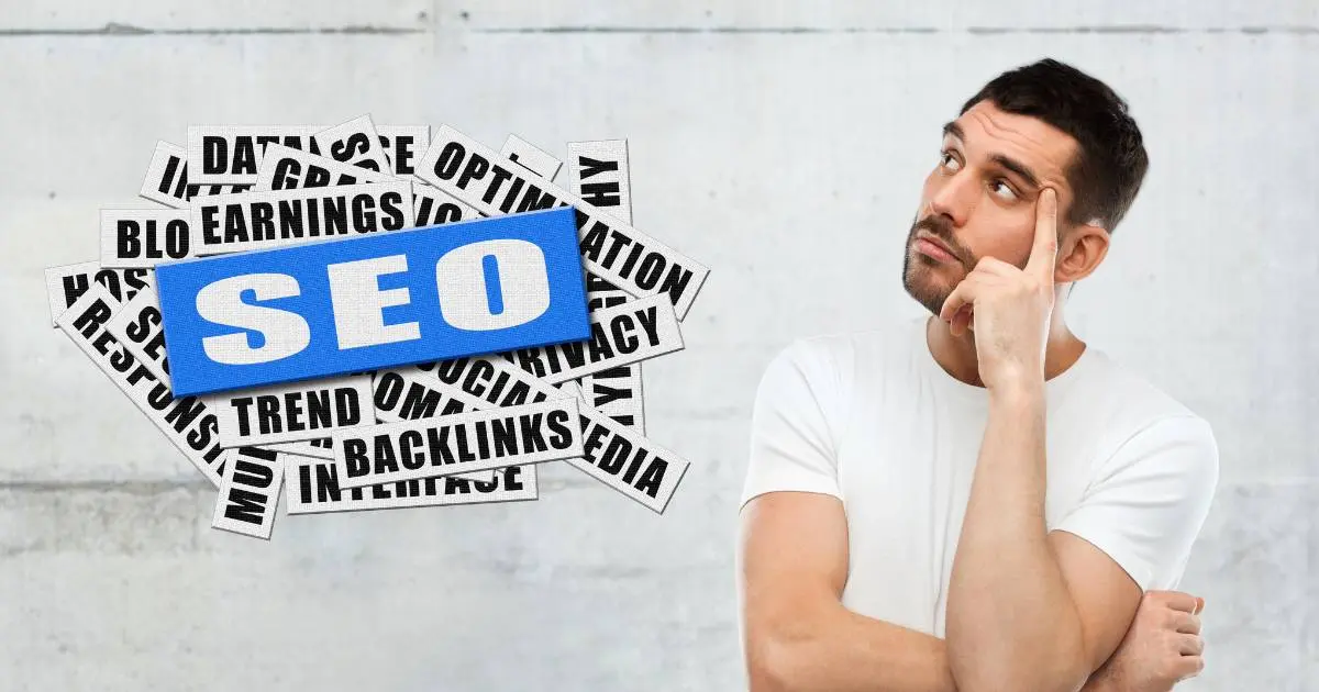 Executivos analisando dados de SEO